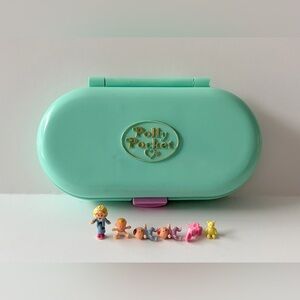 1992 Polly Pocket Babysitting Stamper Nursery Playset - complete